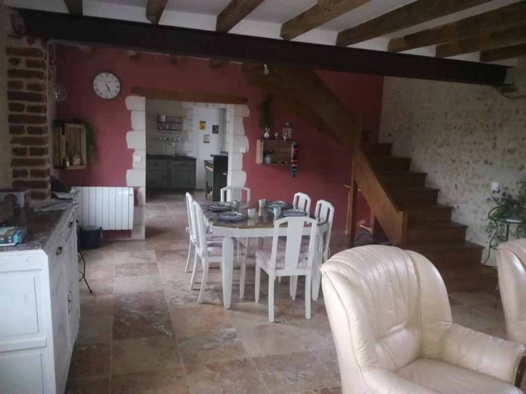 Chambre D'Hote Monthodon Exterior foto